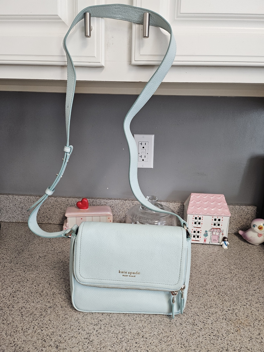 kate spade Run Around Large Flap Crossbody (mint leather )